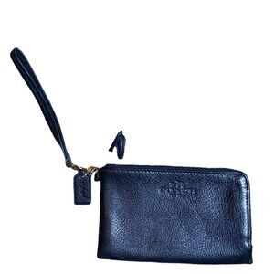 Coach wristlet black double corner zip wristlet w gold hardware